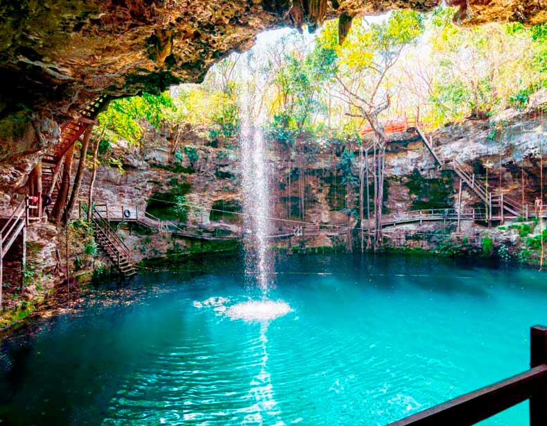 Visit Ek-Balam accompanied by an expert guide to introduce you to the incredible Mayan city and then visit a fabulous cenote.